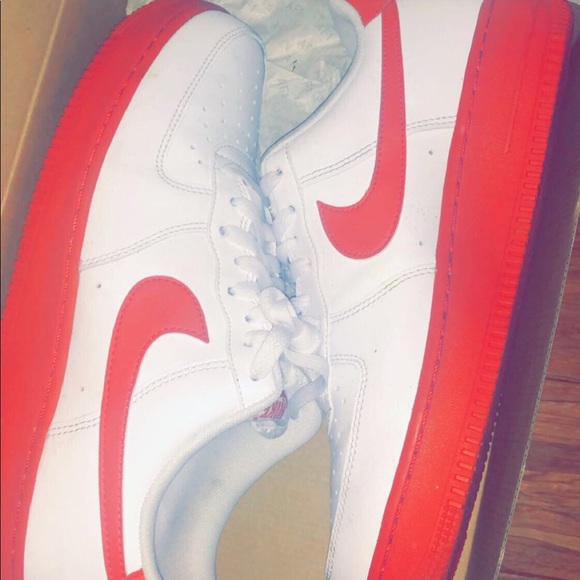 Nike Way - Picture 1 of 1